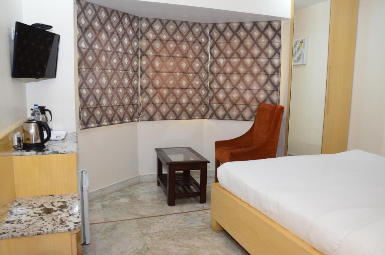 Crytsal Residency Hotell Ranchi Exteriör bild