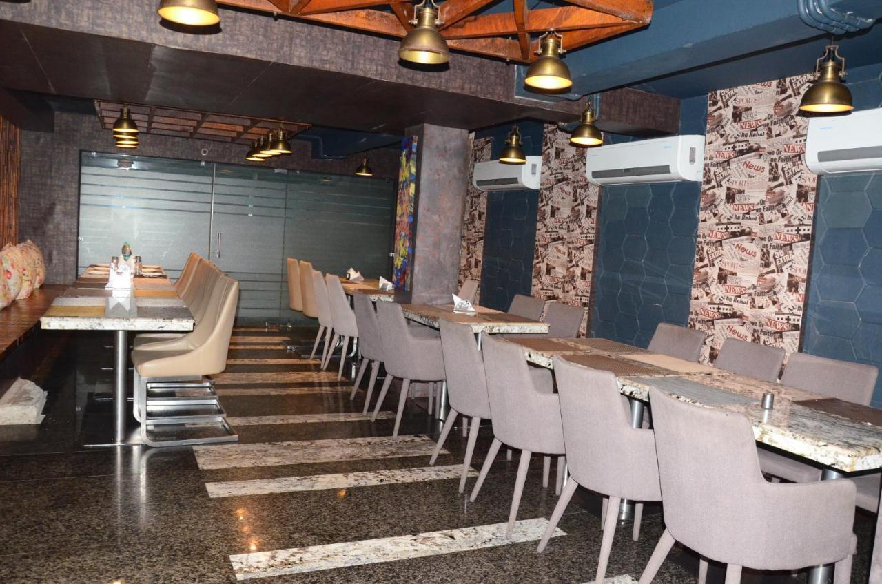 Crytsal Residency Hotell Ranchi Exteriör bild