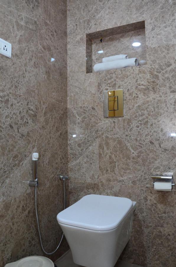Crytsal Residency Hotell Ranchi Exteriör bild