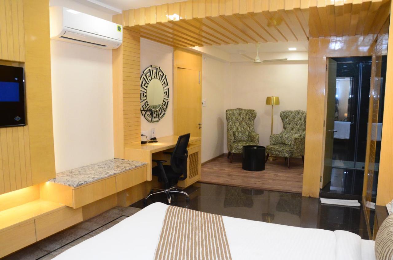 Crytsal Residency Hotell Ranchi Exteriör bild