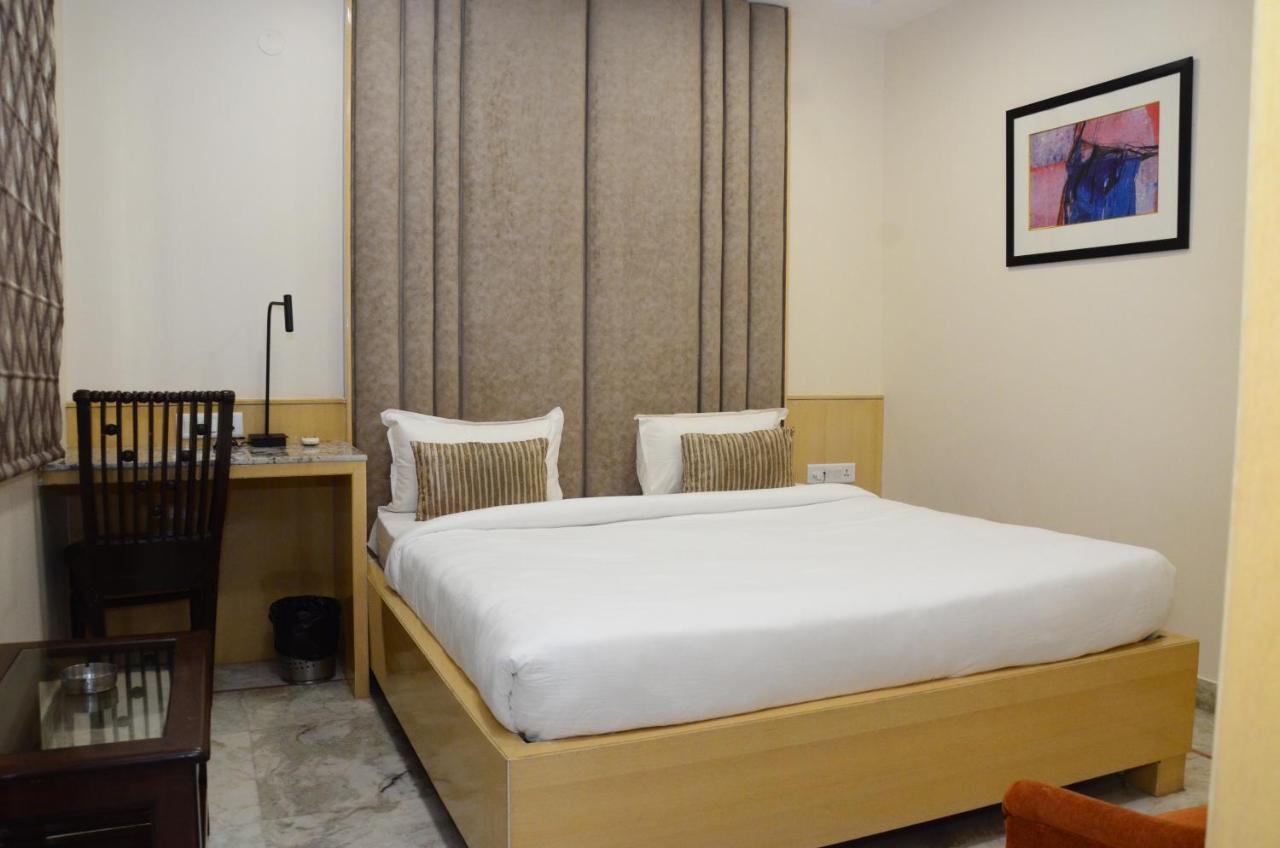 Crytsal Residency Hotell Ranchi Exteriör bild