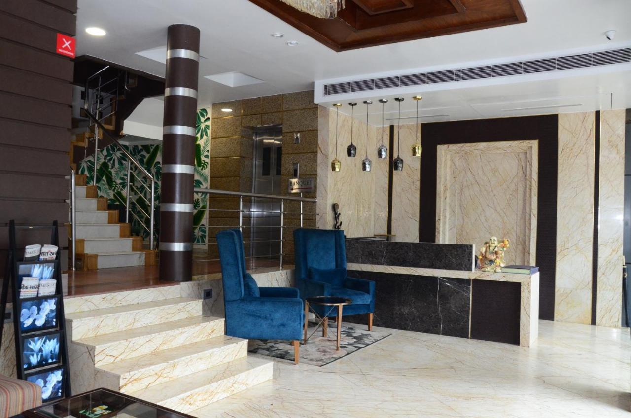 Crytsal Residency Hotell Ranchi Exteriör bild