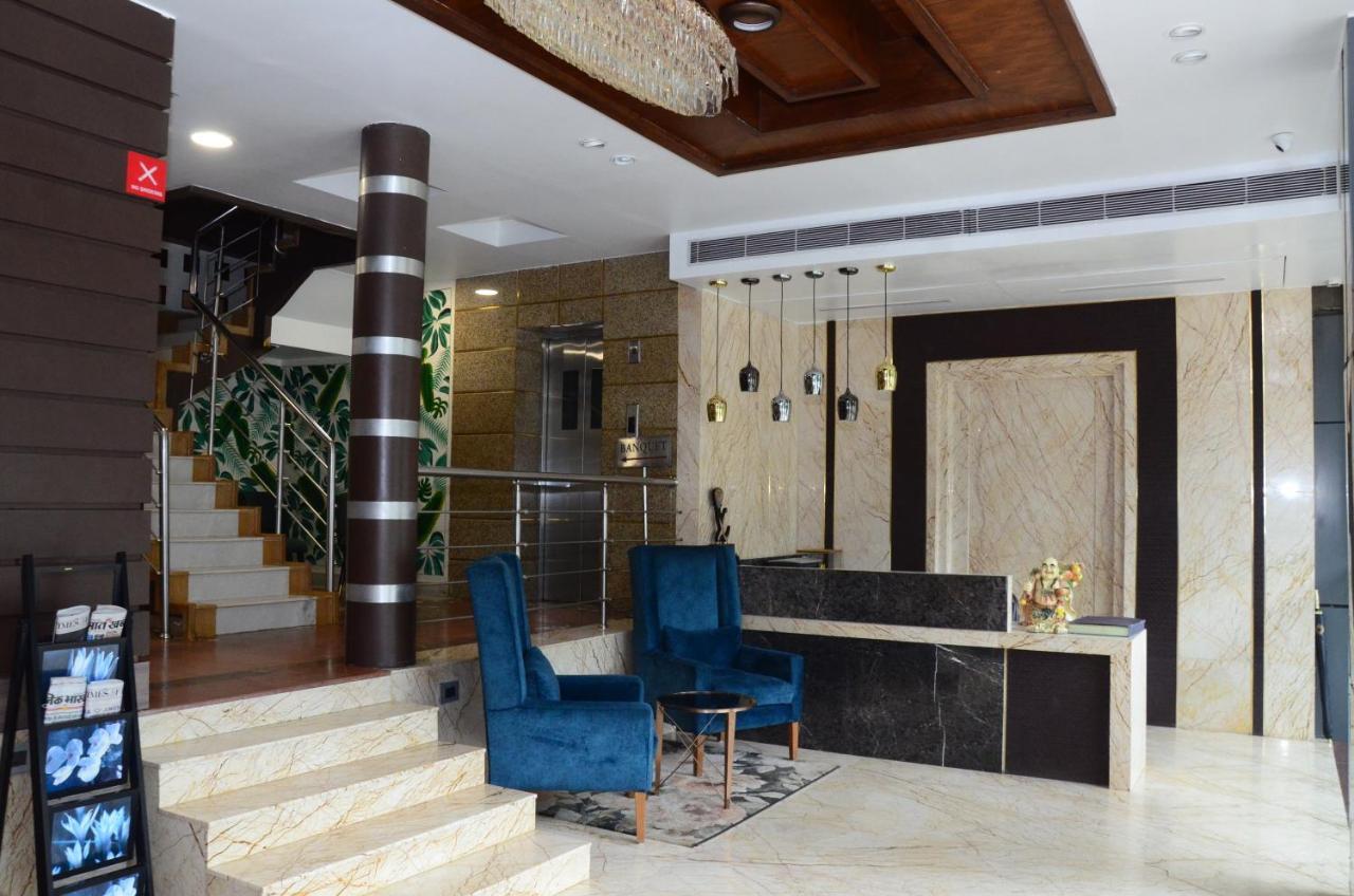 Crytsal Residency Hotell Ranchi Exteriör bild